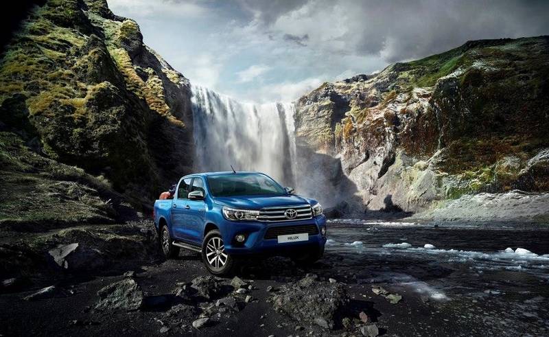 Новое поколение пикапа Toyota Hilux оказалось дешевле старого